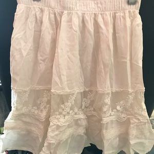 NW Abercrombie white lace skirt (small)